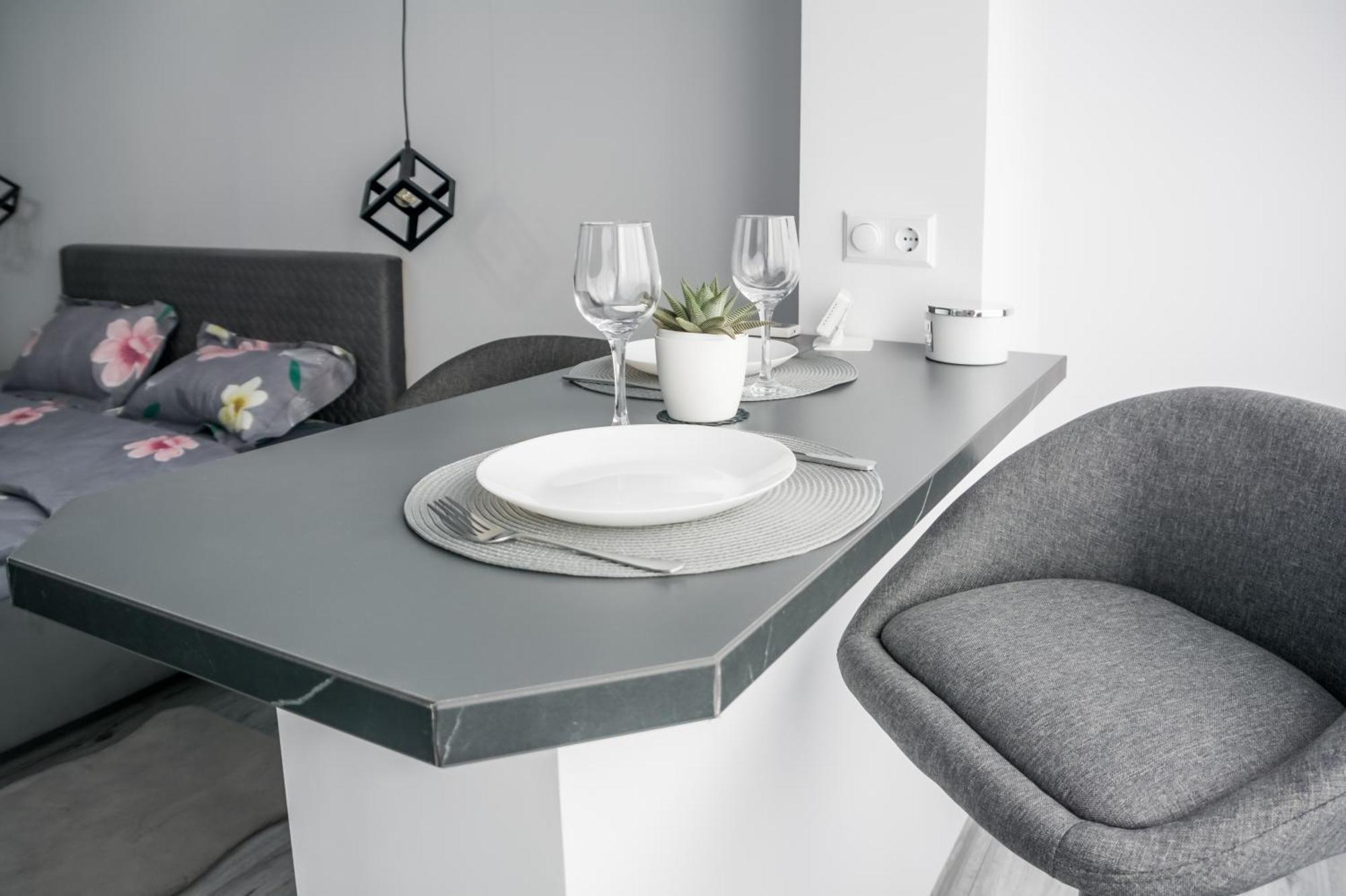 Garsoniera Anca Apartment Турда Екстериор снимка