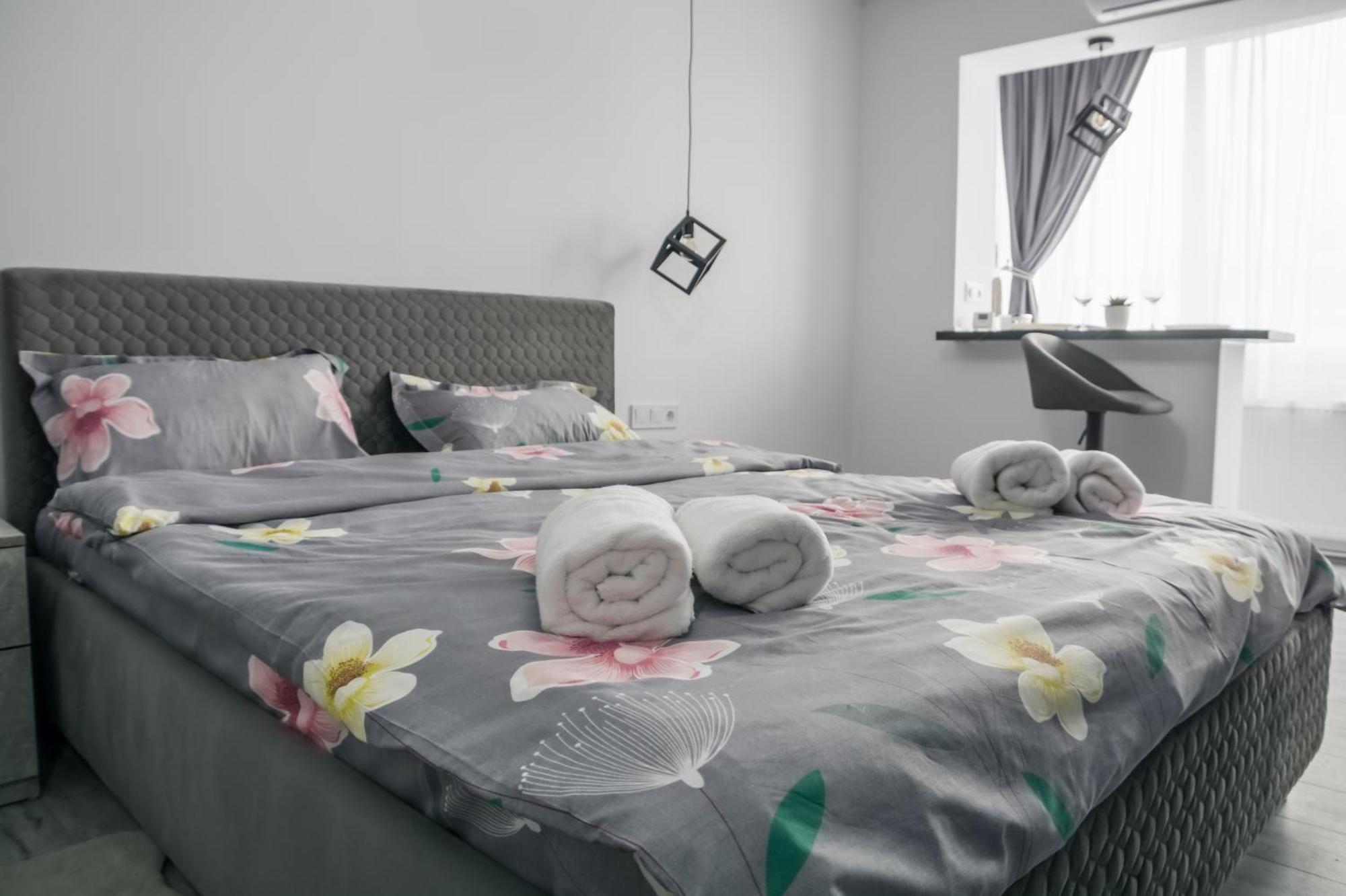 Garsoniera Anca Apartment Турда Екстериор снимка