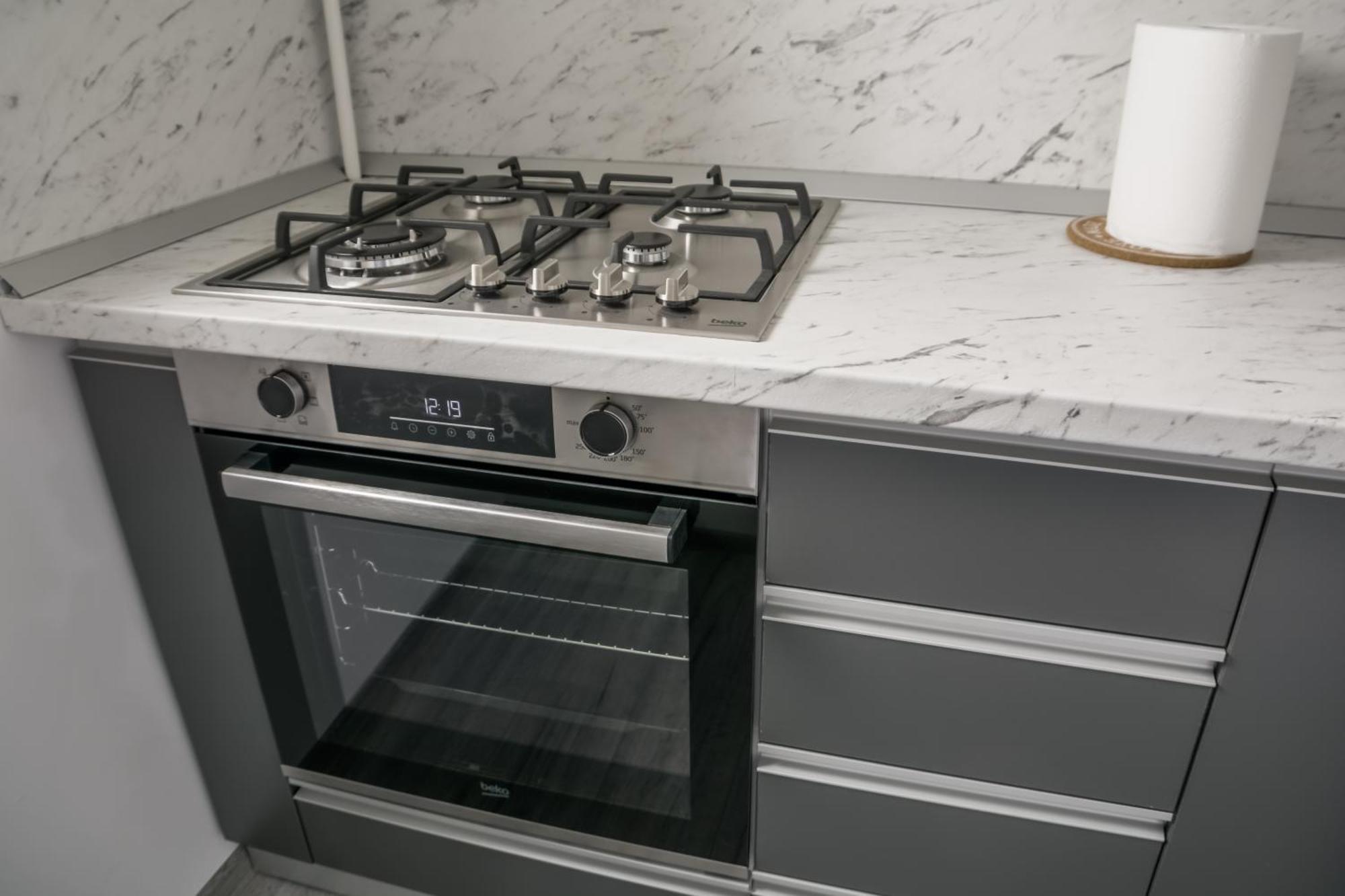 Garsoniera Anca Apartment Турда Екстериор снимка